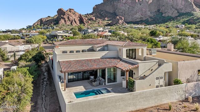 5830 N ECHO CANYON Lane, Phoenix, AZ 85018