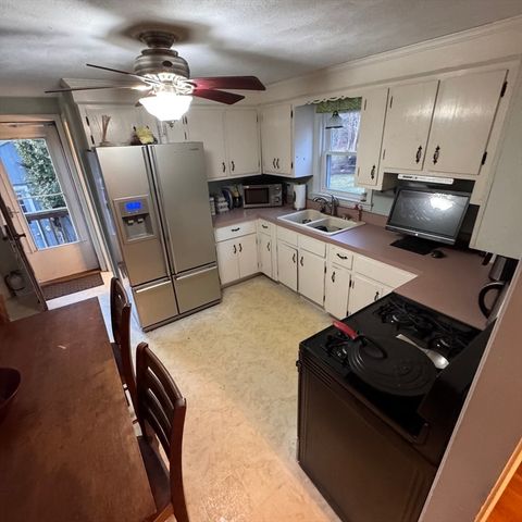 441 Foundry St, Easton, MA 02356