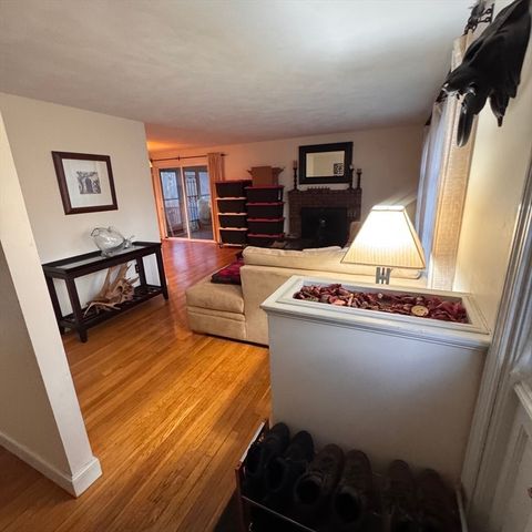 441 Foundry St, Easton, MA 02356