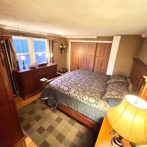 441 Foundry St, Easton, MA 02356