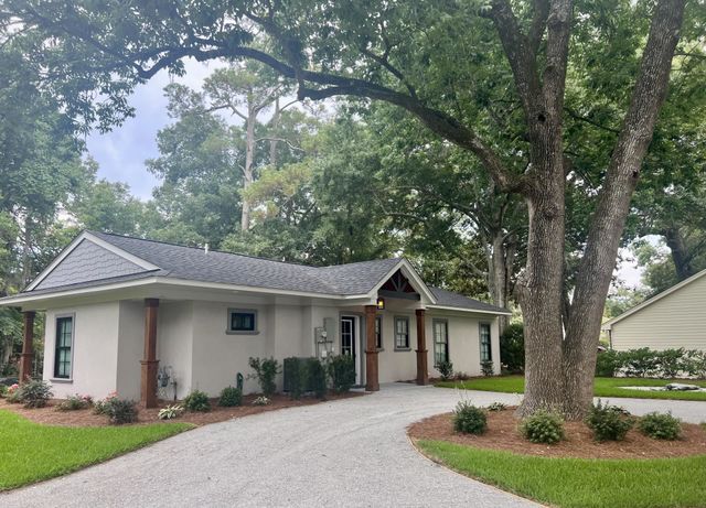 346 Waterside Ln., Murrells Inlet, SC 29576