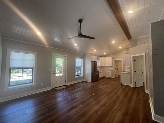 346 Waterside Ln., Murrells Inlet, SC 29576