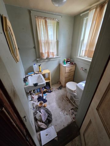 23 Hillside Avenue, Des Moines, IA 50315