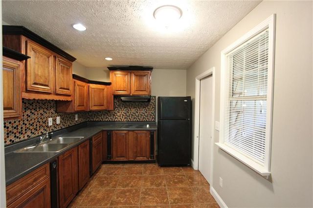 818 Springlake Road, Lawrenceville, GA 30045