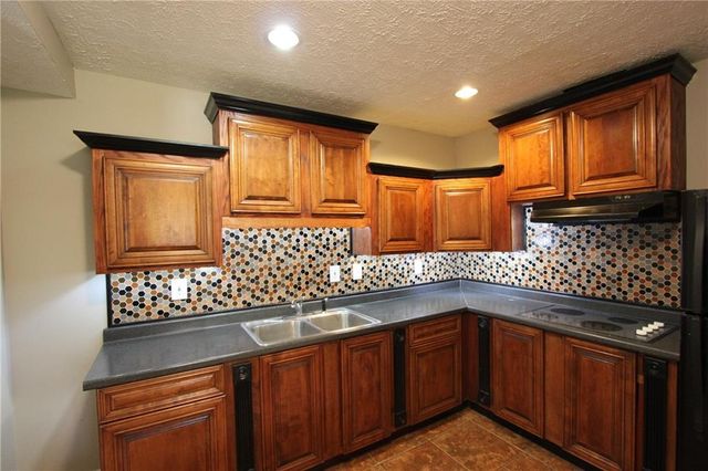 818 Springlake Road, Lawrenceville, GA 30045