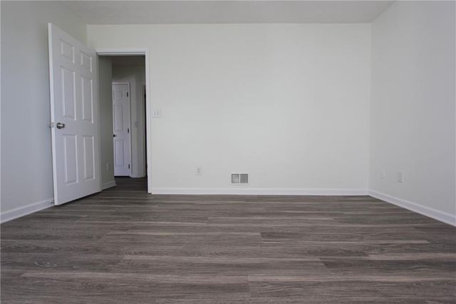 818 Springlake Road, Lawrenceville, GA 30045