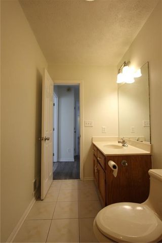 818 Springlake Road, Lawrenceville, GA 30045