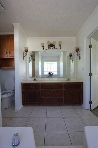 818 Springlake Road, Lawrenceville, GA 30045