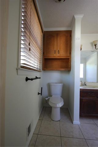 818 Springlake Road, Lawrenceville, GA 30045