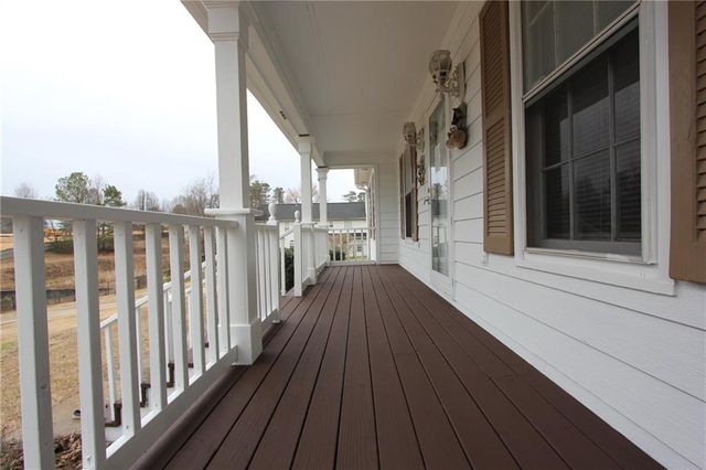 818 Springlake Road, Lawrenceville, GA 30045