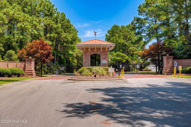 222 Iris Way, Hampstead, NC 28443