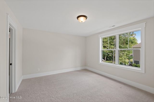 222 Iris Way, Hampstead, NC 28443