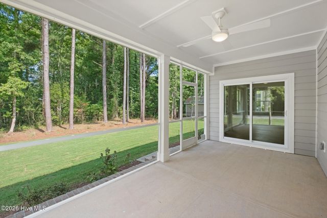 222 Iris Way, Hampstead, NC 28443