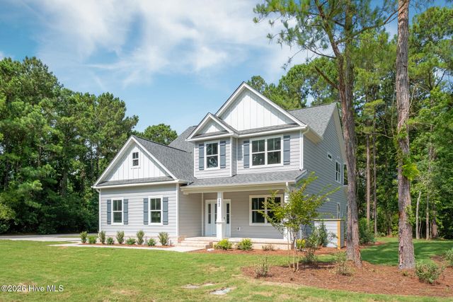 222 Iris Way, Hampstead, NC 28443