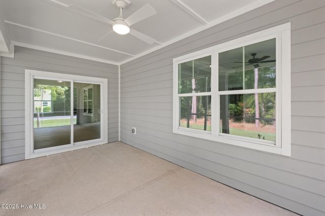 222 Iris Way, Hampstead, NC 28443