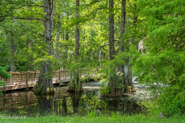 222 Iris Way, Hampstead, NC 28443