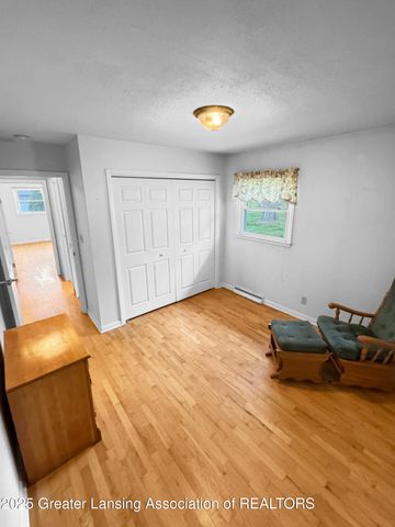 15860 Elmira Street, Lansing, MI 48906