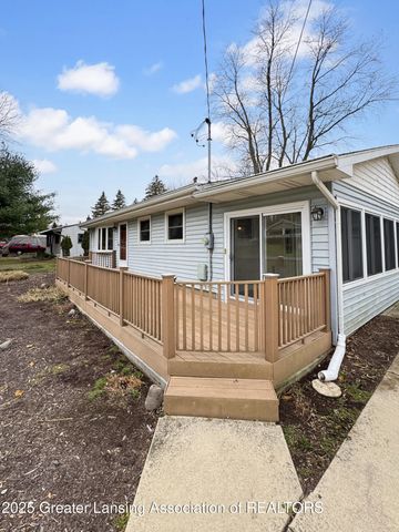 15860 Elmira Street, Lansing, MI 48906
