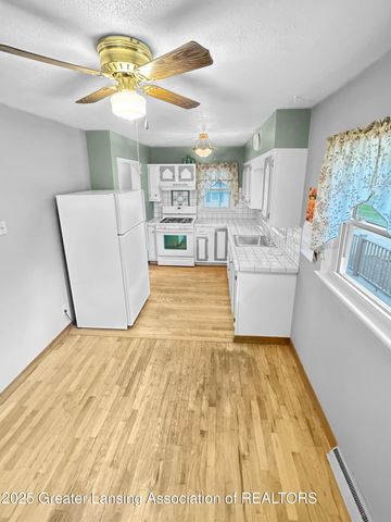 15860 Elmira Street, Lansing, MI 48906