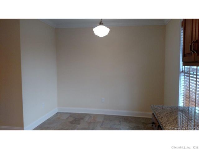 1 Hamilton Street 2, New London, CT 06320