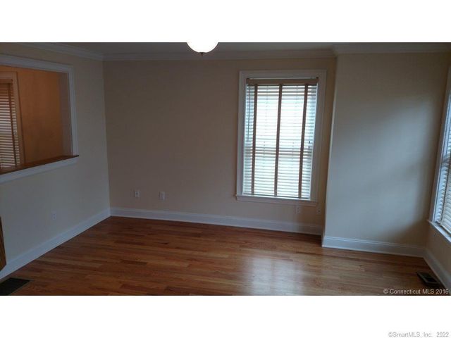 1 Hamilton Street 2, New London, CT 06320