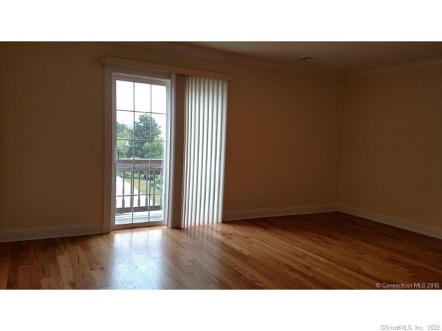 1 Hamilton Street 2, New London, CT 06320