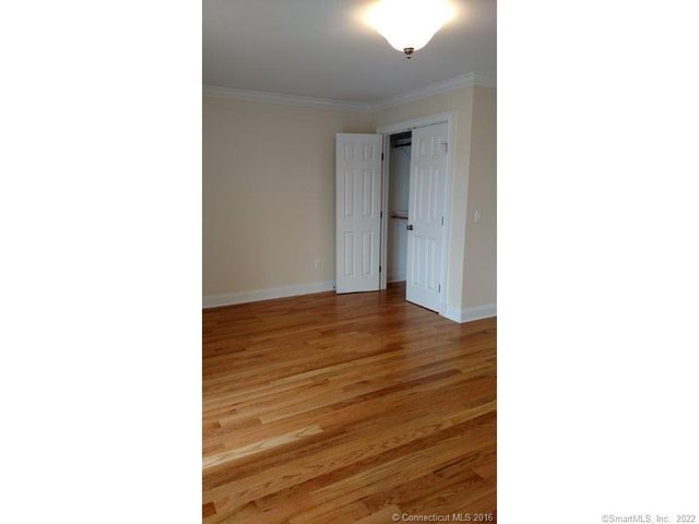 1 Hamilton Street 2, New London, CT 06320