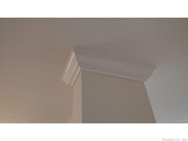 1 Hamilton Street 2, New London, CT 06320