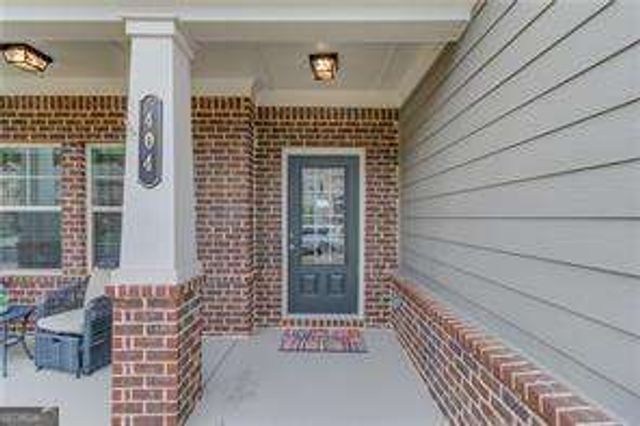 404 Henson Farm Drive, Loganville, GA 30052