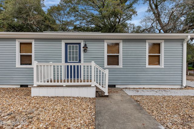 111 NE 19th Street C & D, Oak Island, NC 28465