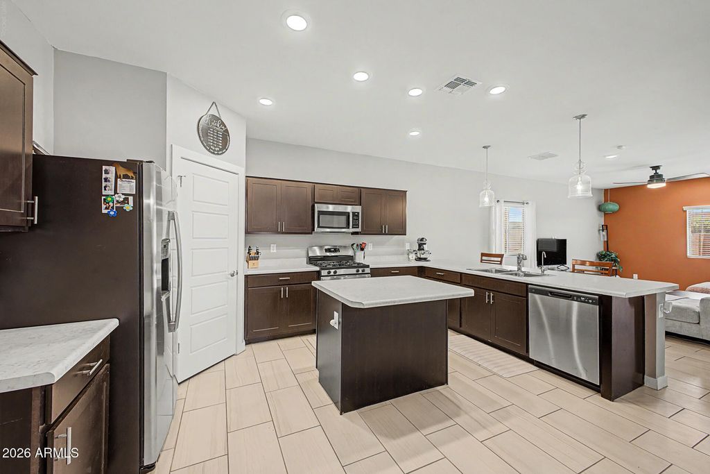 18523 N CONQUISTADOR Drive, Maricopa, AZ 85138 — photo 2