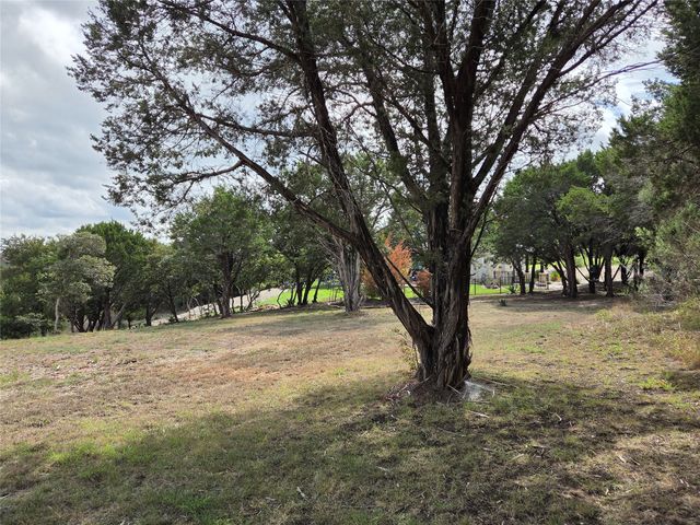8200 E Dalmahoy Court, Cleburne, TX 76033