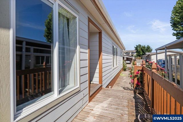 5168 Silver (#137) Lp NE 137, Salem, OR 97305