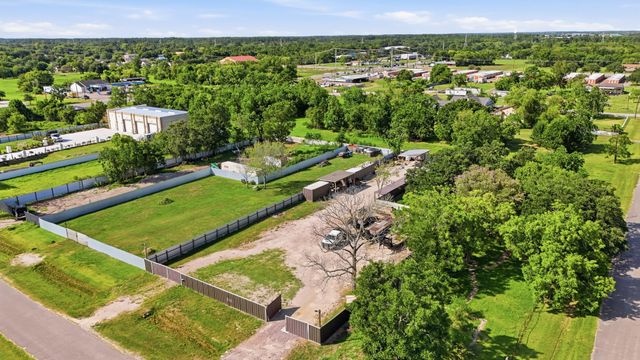 1406 Hill Avenue, League City, TX 77573
