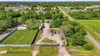 1406 Hill Avenue, League City, TX 77573