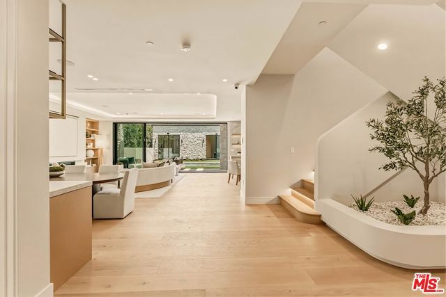 4630 Saloma Avenue, Sherman Oaks, CA 91403