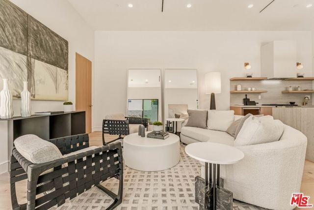4630 Saloma Avenue, Sherman Oaks, CA 91403