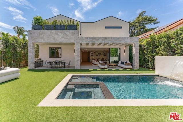 4630 Saloma Avenue, Sherman Oaks, CA 91403