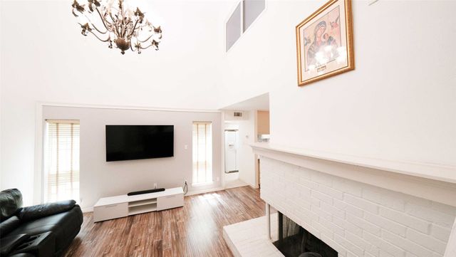 2808 Ursa Circle, Garland, TX 75044