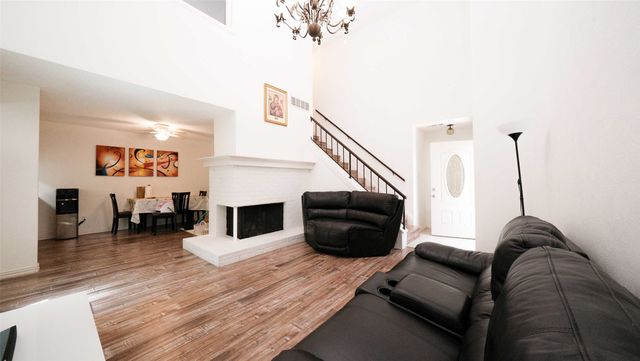 2808 Ursa Circle, Garland, TX 75044