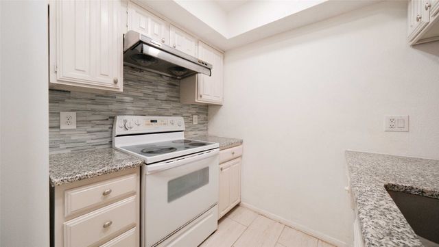 2808 Ursa Circle, Garland, TX 75044