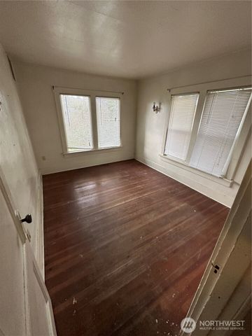 1406 Harrison Avenue, Centralia, WA 98531