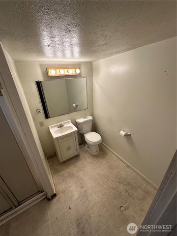 1406 Harrison Avenue, Centralia, WA 98531