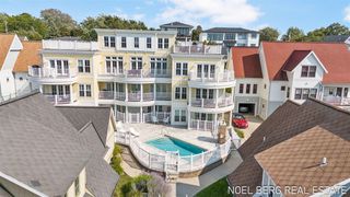 333 Cottage Lane 103, Grand Haven, MI 49417