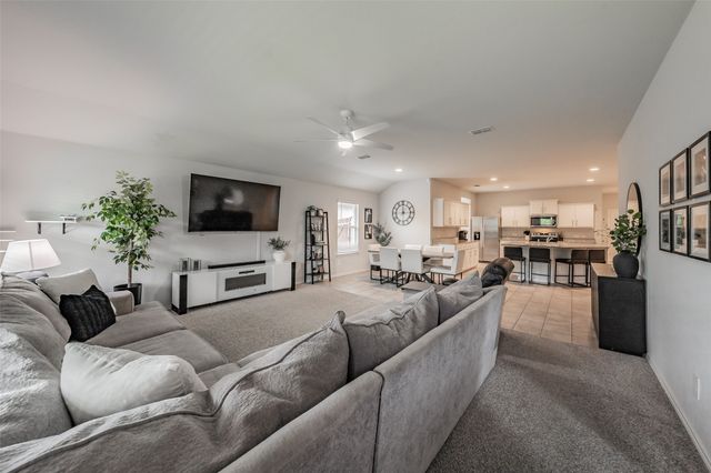 104 Piping Rock Drive, Fort Worth, TX 76131