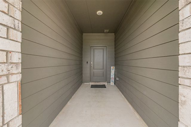 104 Piping Rock Drive, Fort Worth, TX 76131