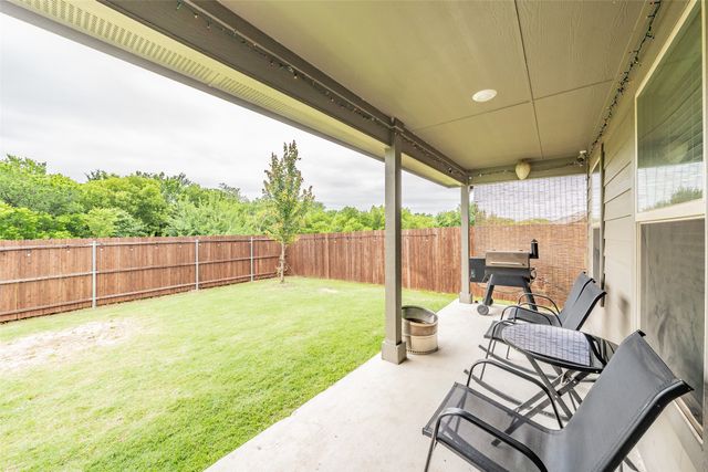 104 Piping Rock Drive, Fort Worth, TX 76131