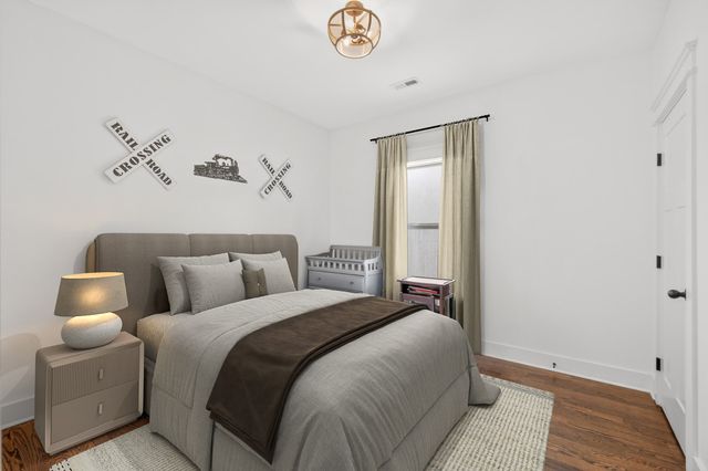 105 Brook Hollow Ct, Bon Aqua, TN 37025