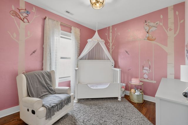 105 Brook Hollow Ct, Bon Aqua, TN 37025