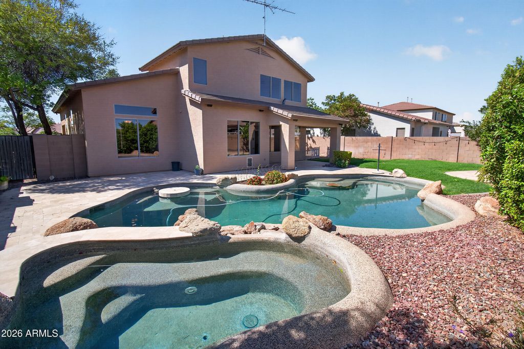 3316 E MAPLEWOOD Street, Gilbert, AZ 85297 — photo 4